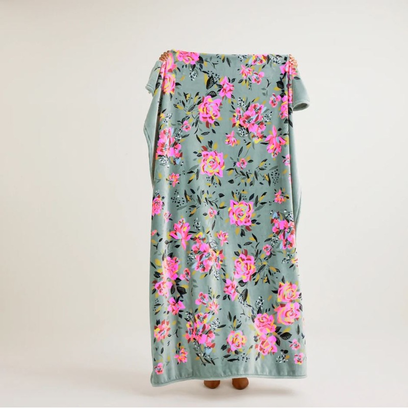 Vera Bradley Plush Fleece Throw Blanket