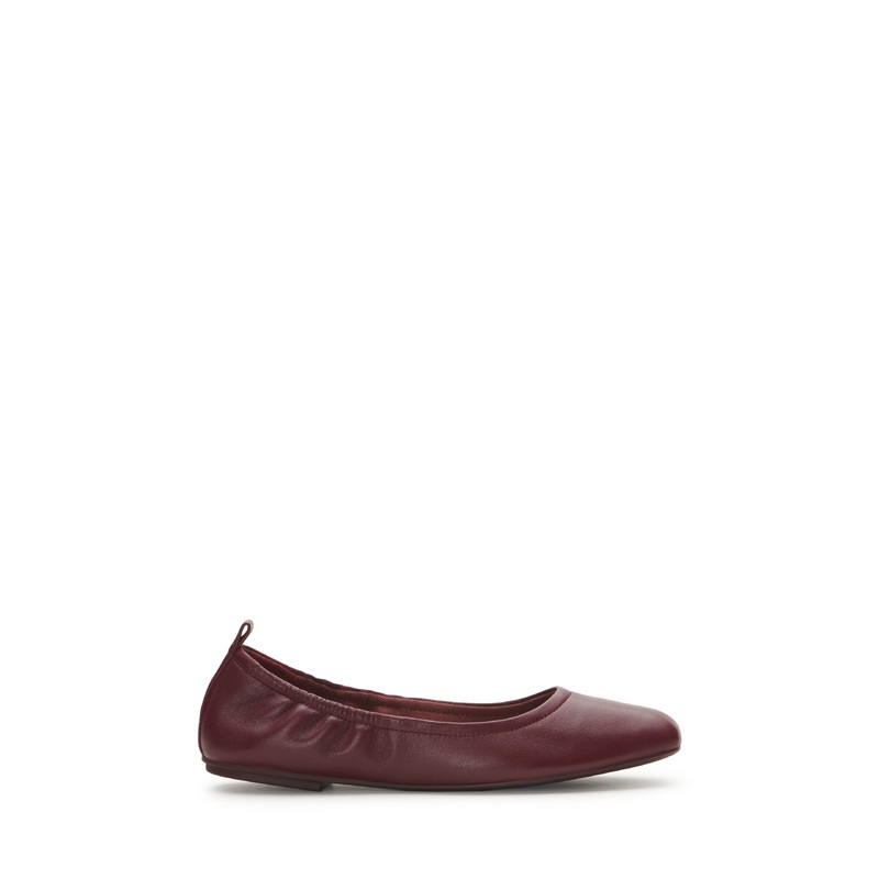 Vince Camuto Womens Ronjilta Flats