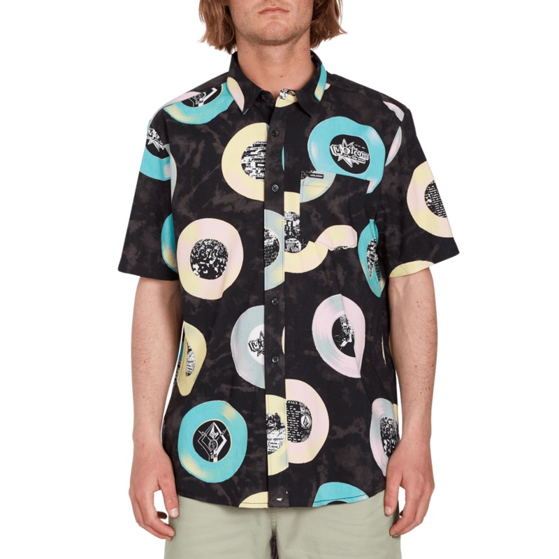 Volcom Mens V Entertainment Short Sleeve Shirt