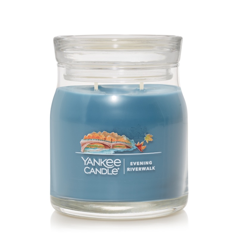 Yankee Candle Signature Medium Jar Candle – Evening Riverwalk