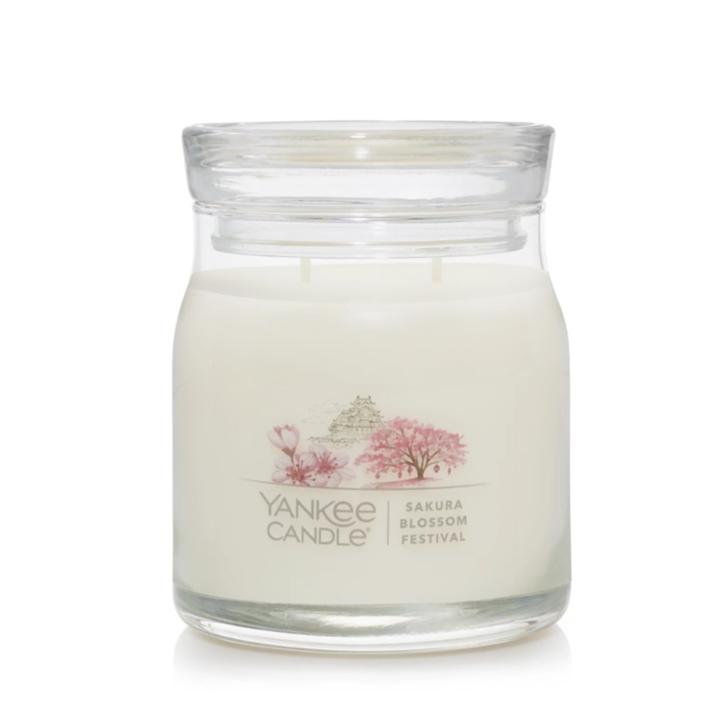 Yankee Candle Signature Medium Jar Candle – Sakura Blossom Festival