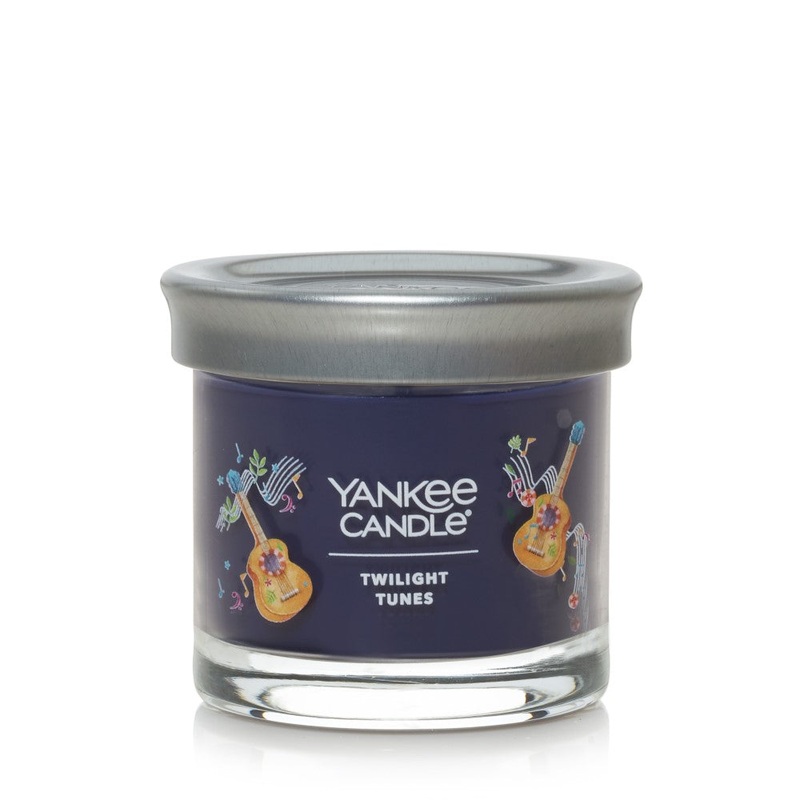 Yankee Candle Signature Small Tumbler Candle – Twilight Tunes