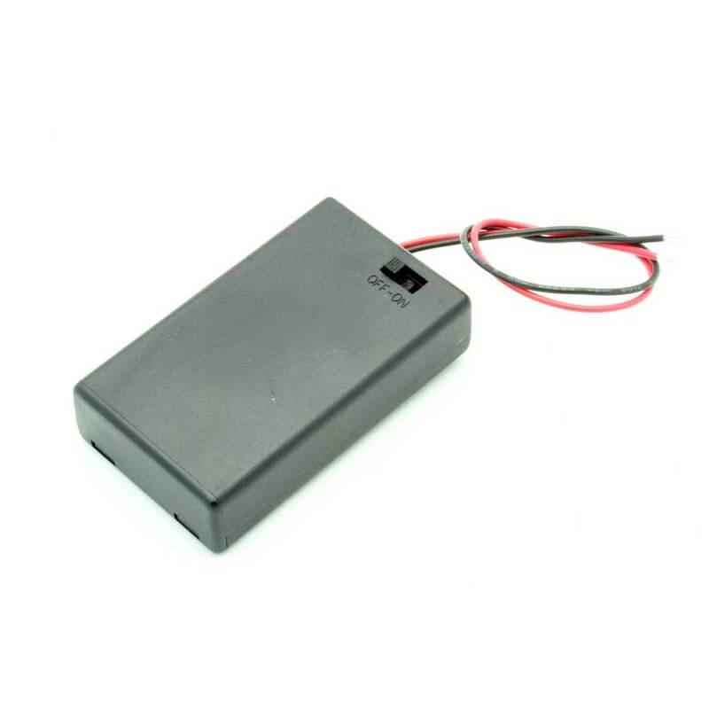 3 AAA Enclosed Battery Holder W/Switch