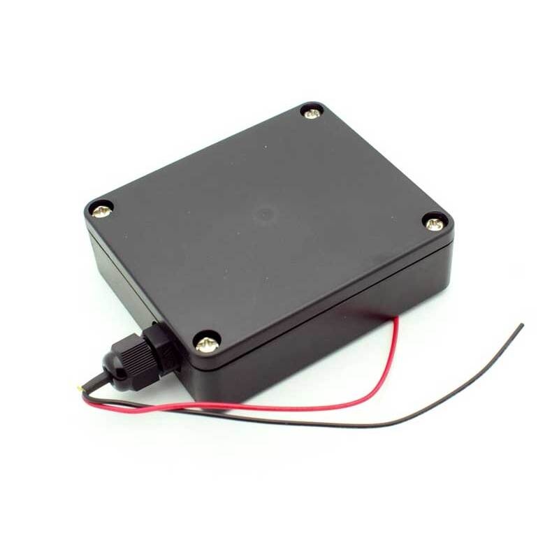 4 AA Waterproof Enclosed Battery Holder