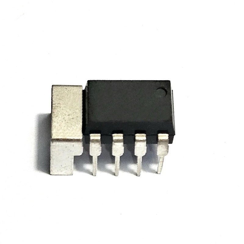 ECG1251, Voltage Regulator IC ~ 8 Pin DIP-ET (NTE1251, KC582C)