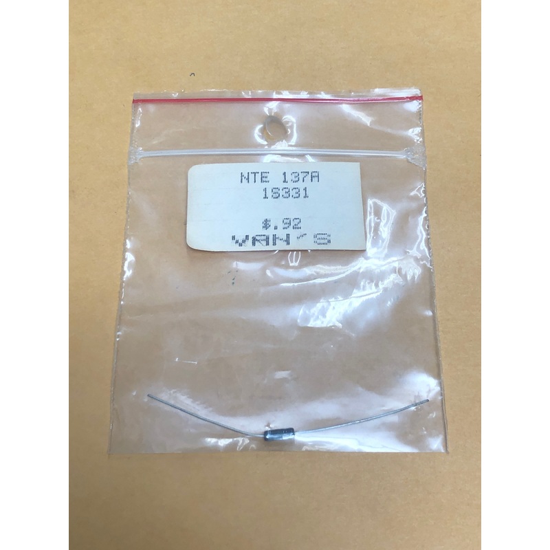 Zener diode 1S331 (137A)