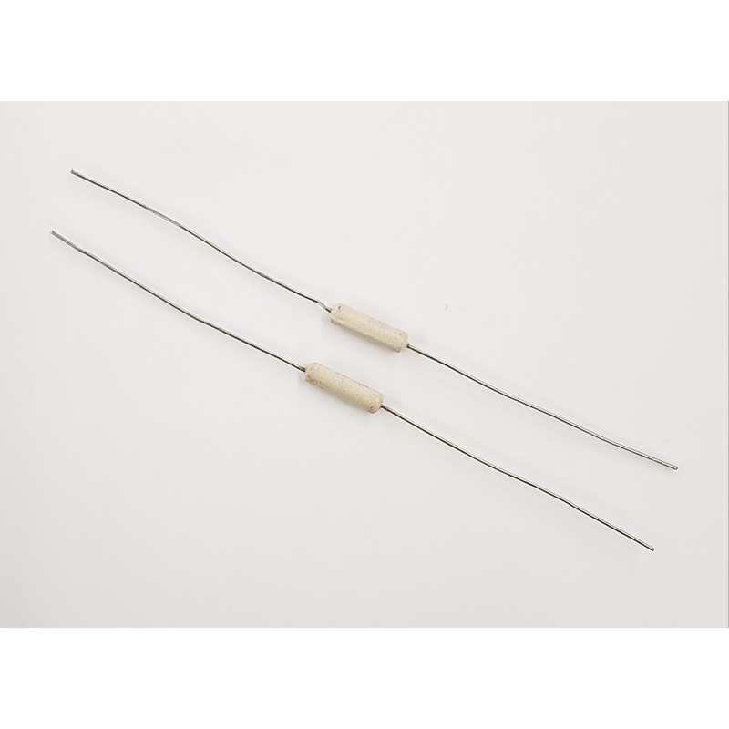 Lot of 2, Ohmite 91J300 300 Ohm 1-1/2 Watt Wirewound Power Resistors 1.5W